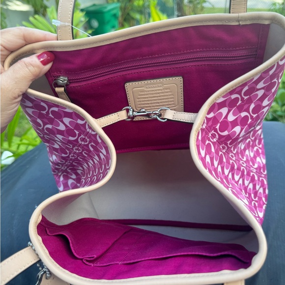NWT Authentic COACH PRK DREAM C TOTE BAG in Magenta & Tan Incl Dust Bag - Picture 9 of 12